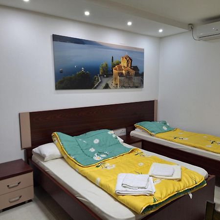 Apartment Delfina Охрид Екстер'єр фото
